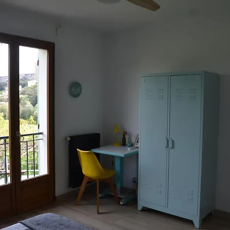 175m2 Idealement Situe Stationnement Gratuit Bas Αζάτσιο